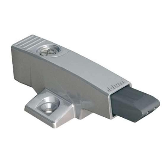 Afbeeldingen van Blum BLUMOTION voor deuren in kruisadapterplaat - scharnierzijde om te schroeven, A37/32, 3mm opdikking 971A2500