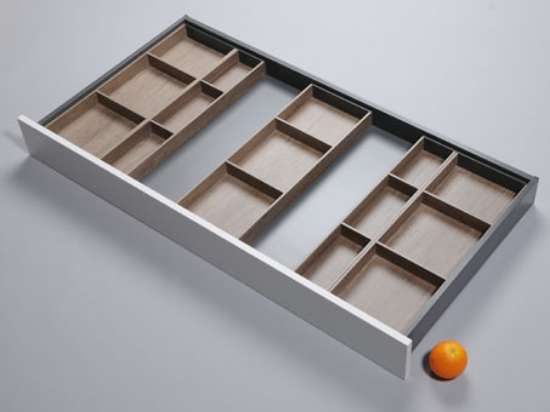 Afbeeldingen van Blum Bestekindeling voor werkbestek Legrabox - corpusbreedte 1200 en groter diepte 600mm - houtdecor bardolino eik/zijdewit OL.BH6012B3IND