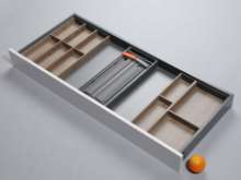 Afbeeldingen van Blum Bestekindeling met foliehouder Legrabox - corpusbreedte 1200 en groter diepte 500mm - houtdecor tennessee noot/carbonzwart OL.BH5012T5IND