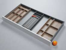Afbeeldingen van Blum Bestekindeling met foliehouder Legrabox - corpusbreedte 1200 en groter diepte 600mm - houtdecor tennessee noot/carbonzwart OL.BH6012T5IND