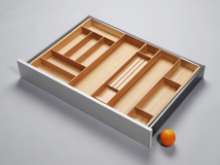 Afbeeldingen van Blum Bestekindeling voor kruidenpotjes Legrabox - corpusbreedte 800-1000mm diepte 600mm - fineer eiken/aluminium OL.EB6090S3BEST