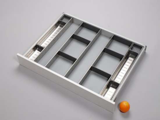 Afbeeldingen van Blum Bestekindeling voor werkbestek Orga-Line - corpusbreedte 900 en groter ladediepte 650 - inox/RVS OL.BO659016BESTEKLADE